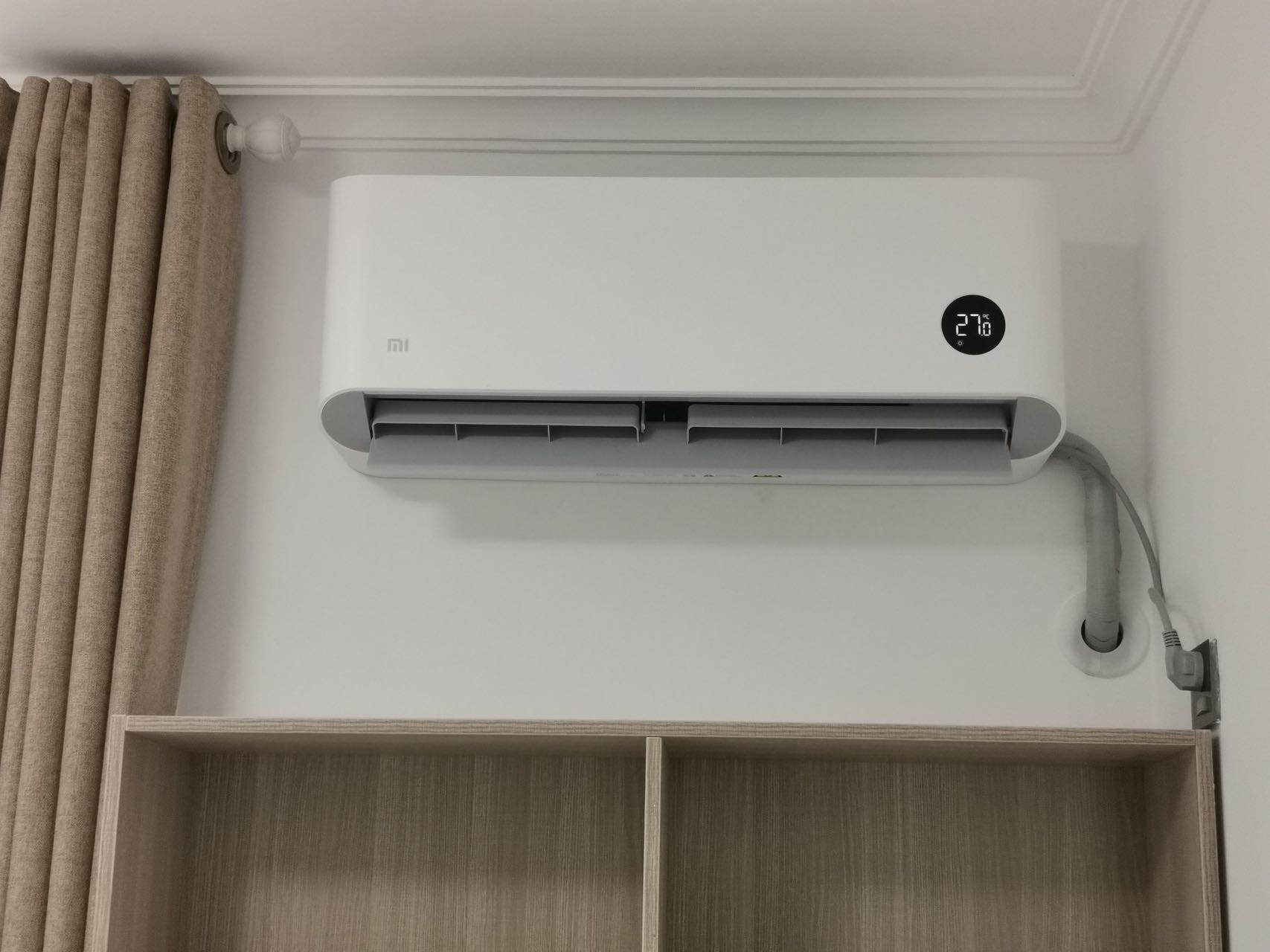 Màn hình LED hiển thị rõ nét, đầy đủ thông tin cần thiết