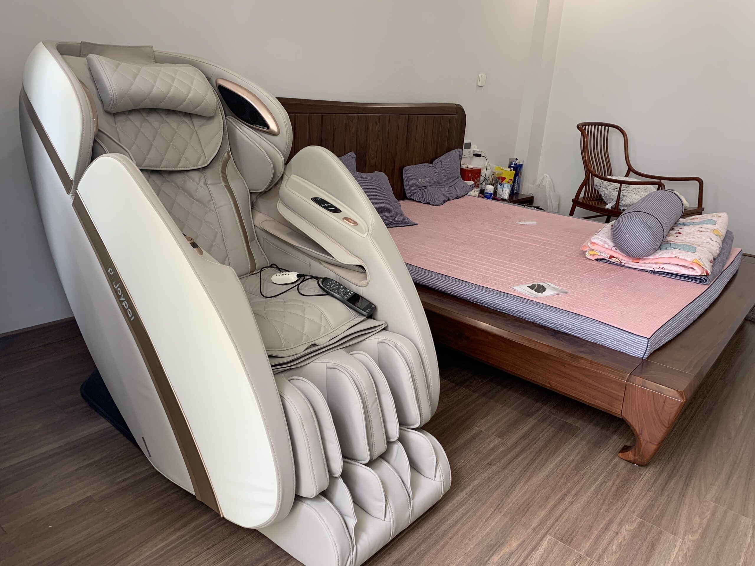 Tự thiết lập chế độ masage phù hợp của ghế massage AI Joypal EC6602
