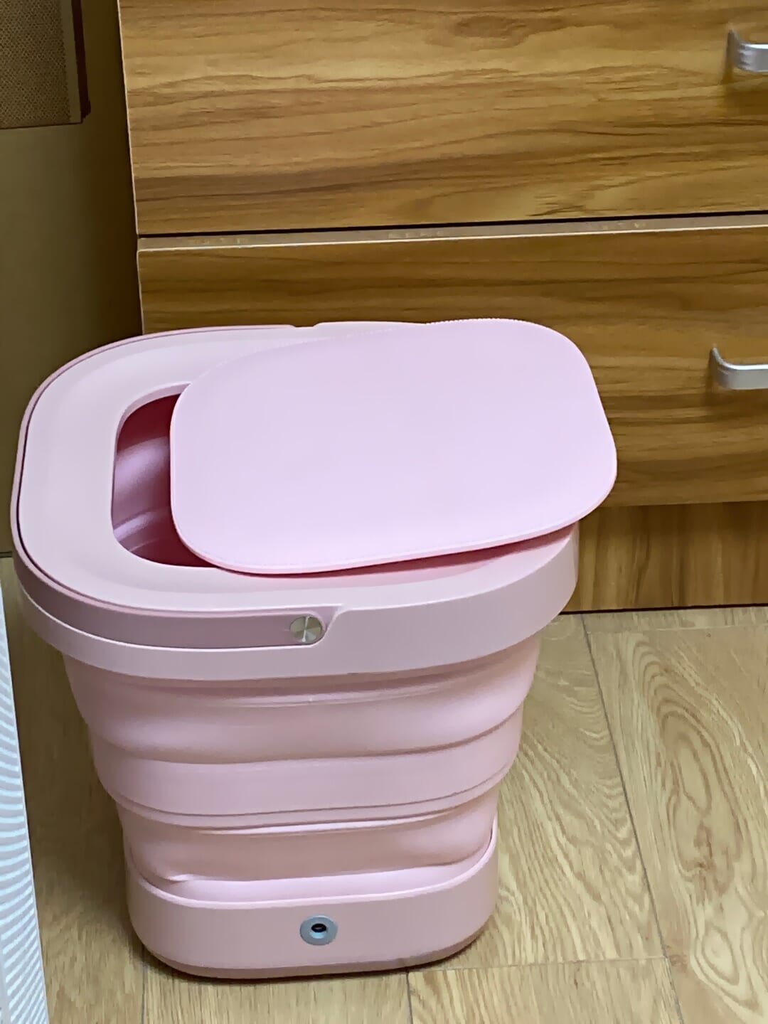 Máy giặt mini gấp gọn Xiaomi có nhiều màu sắc đa dạng
